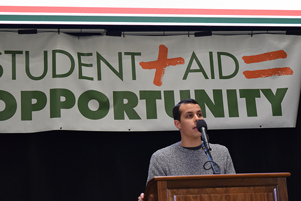 Bobby Robaina at the podium in Albany