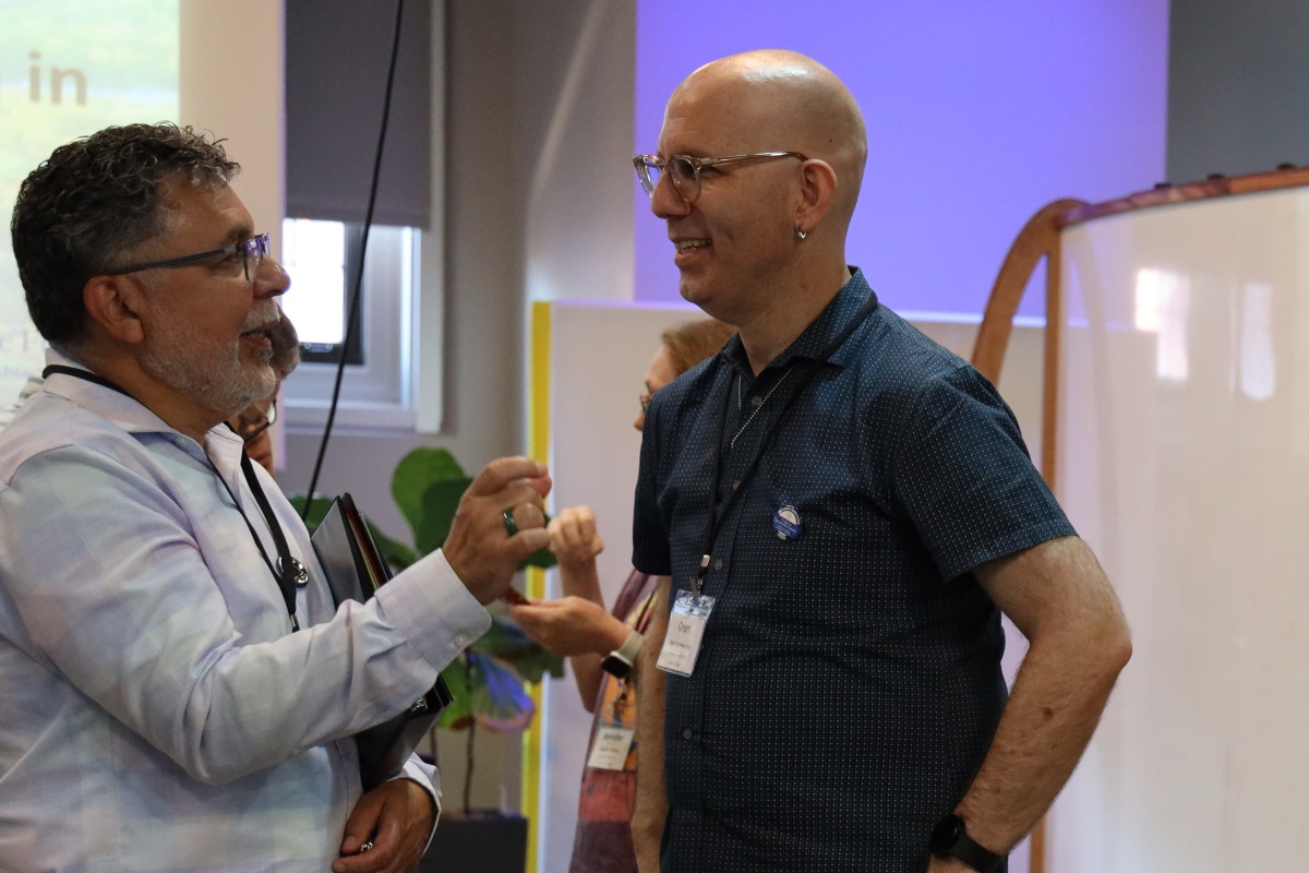 Oren Pizmony-Levy address the audience