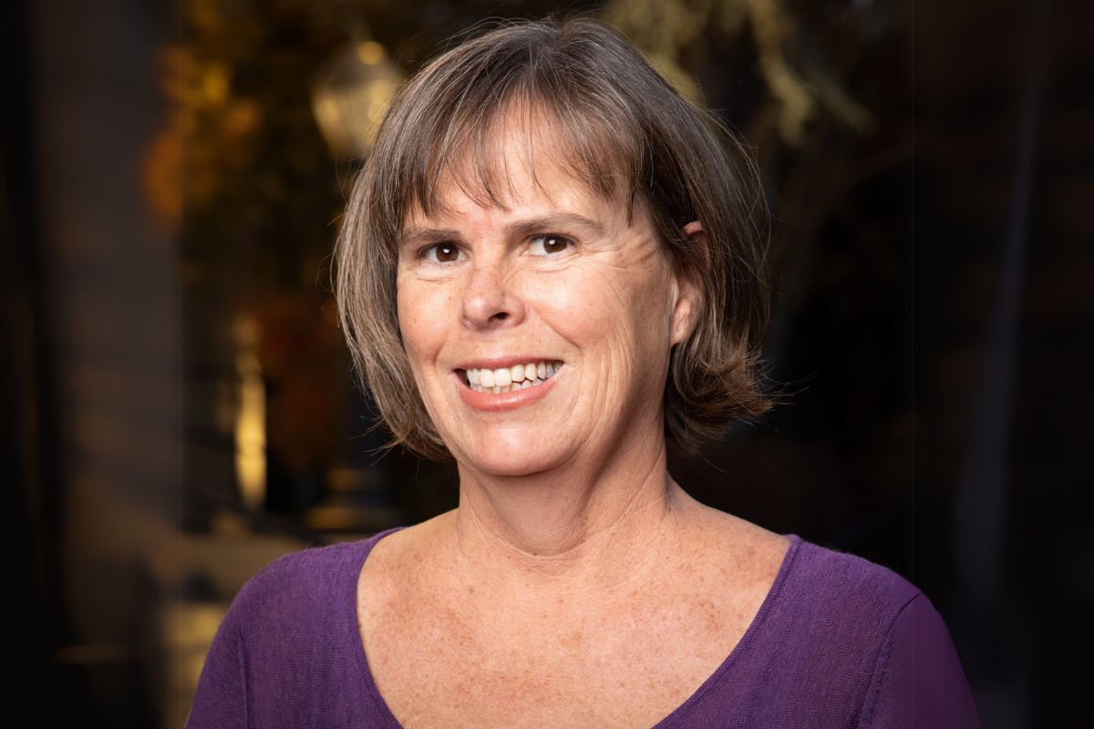 Cindy Johanson 1200x800