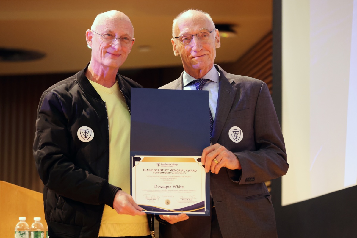 Dewayne receives the Elaine Brantley Award