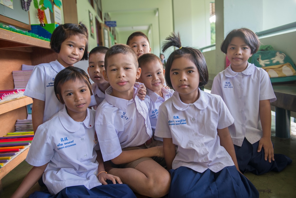 Thailand school kids_blikstein book